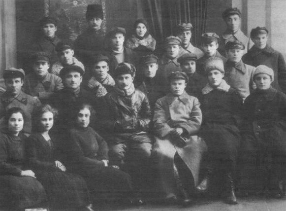 Grupo de funcionários da Cheka m Uman (1920s)